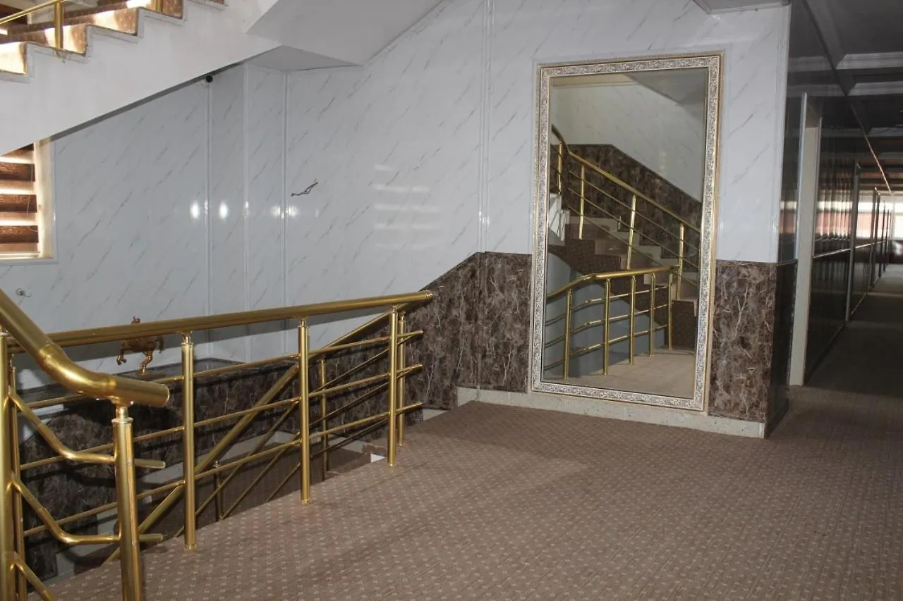 Karizma Hotel 0*, Baku